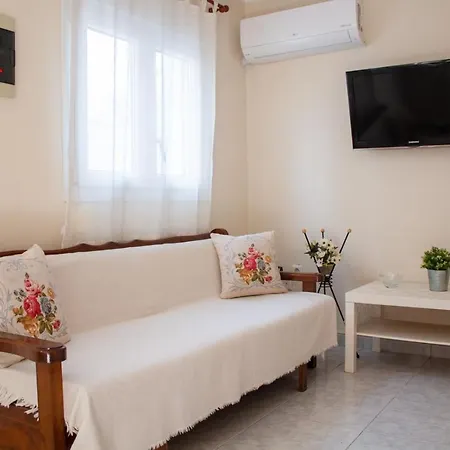 Maria's Little * עיר רודוס